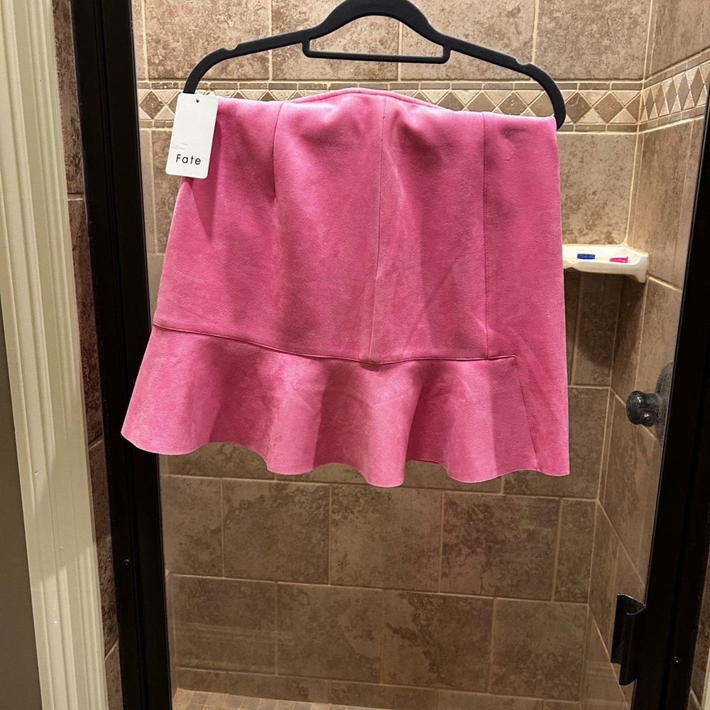 BNWT Fate Pink Women's faux suede Skirt